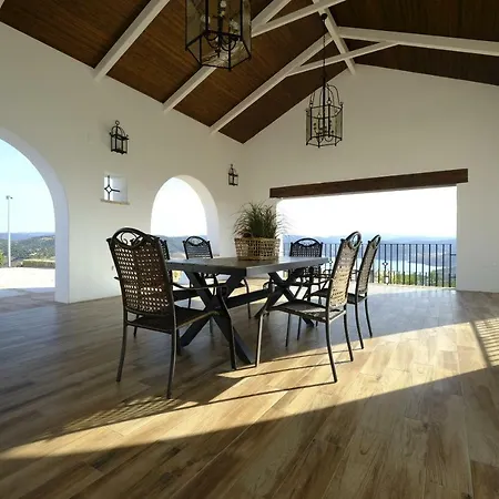 Landhuis Casas De Alisne *