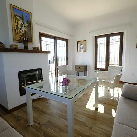 Casas De Alisne